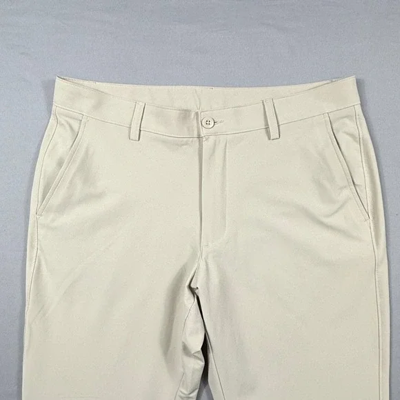 Under Armour Drive Golf Pants Tan Khaki Straight Leg Mens Sz 36/32 - Picture 1 of 9